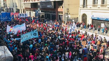 En alerta, profundizan el plan de lucha en las calles.