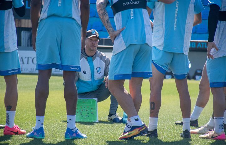 Buenas noticias para el entrenador de Temperley Nicolás Domingo.&nbsp;
