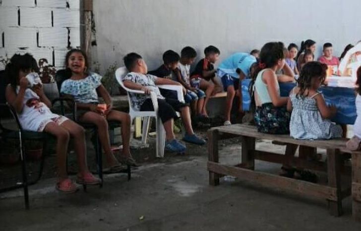 Para los más chicos del barrio están juntando juguetes.