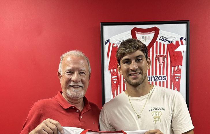 Junto a Plaini, Ansejo renovó su contrato con Los Andes.