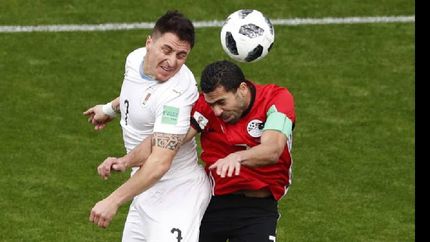 uruguay mete segunda ante arabia saudita