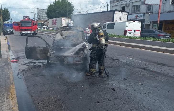 El conductor salió ileso.