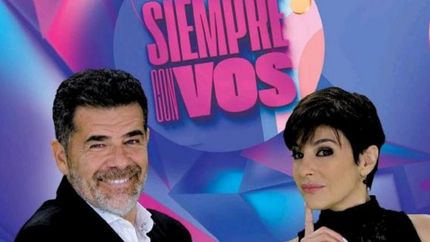 una leona, junto a carolina y julian