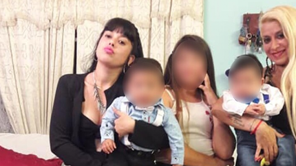 Marianela junto a su mamá, María Laura.