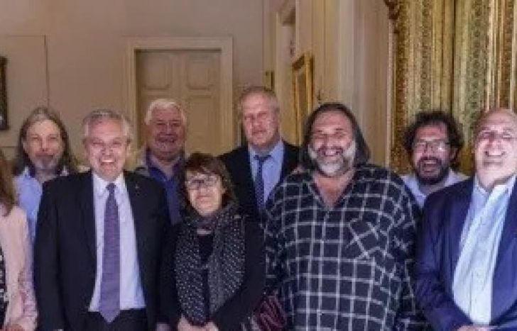 Alberto Fernández, reunido con representantes gremiales en Casa Rosada.