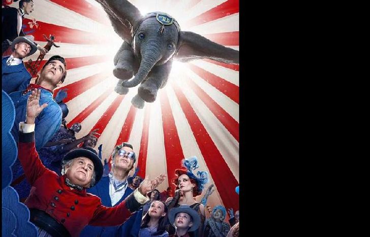 “Lo que me encanta de Dumbo es la idea de la imagen de un elefante volador e inadaptado”, dijo tim burton, el director del film.