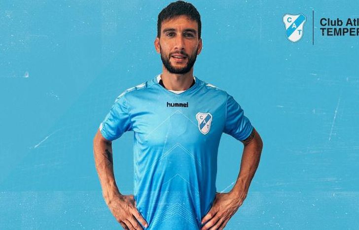 Facundo Pumpido, oficializado como refuerzo de Temperley.