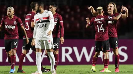 Bolívar quiere recibir a Lanús con público en el Hernando Siles. Bolívar quiere recibir a Lanús con público en el Hernando Siles.