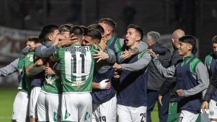 Banfield busca incorporar más refuerzos.