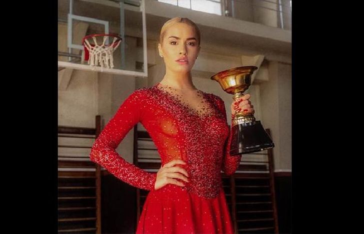 Lali cumple 20 y lo festeja en MTV.