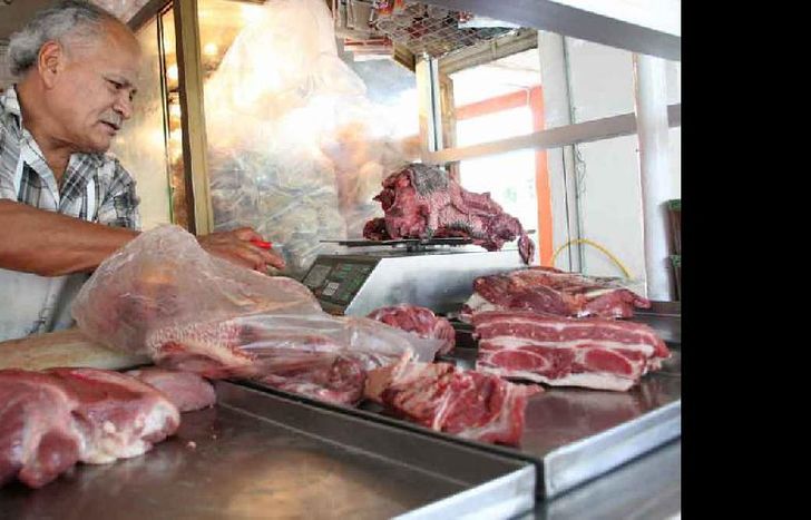 Los frigoríficos se comprometieron a vender 120 mil kilos por semana de asado, vacío y matambre a $149 el kilo.
