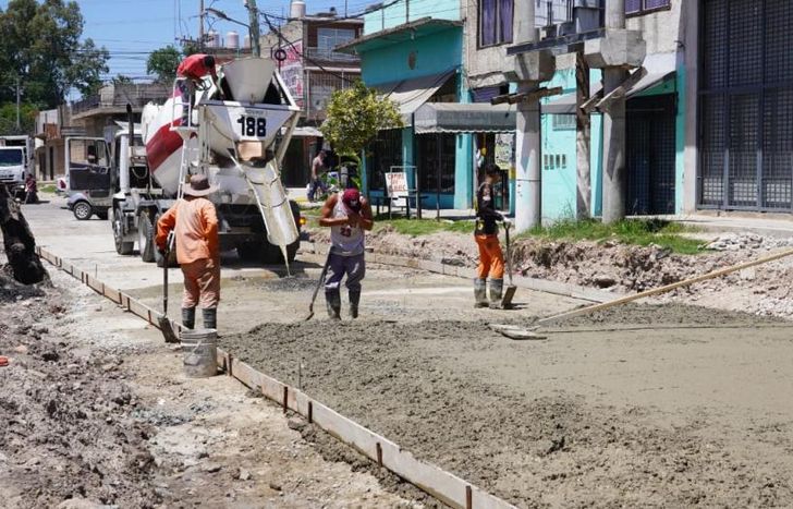 Las cuadrillas trabajan en el Barrio Juan Manuel de Rosas 2.
