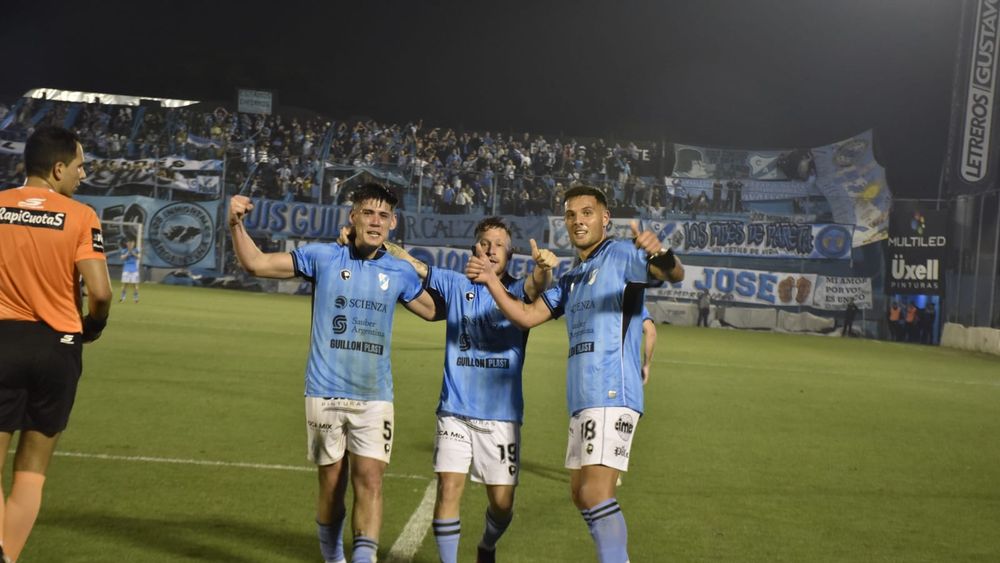 Temperley es puro entusiasmo en la previa al duelo ante San Martín de Tucumán.