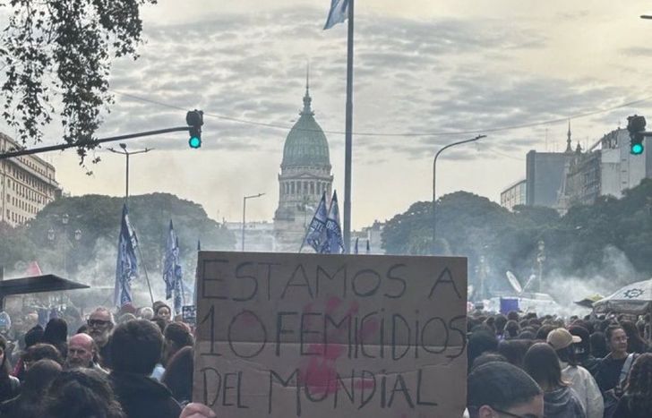 Ni Una Menos: miles de mujeres colmaron la Plaza del Congreso contra la violencia de género.