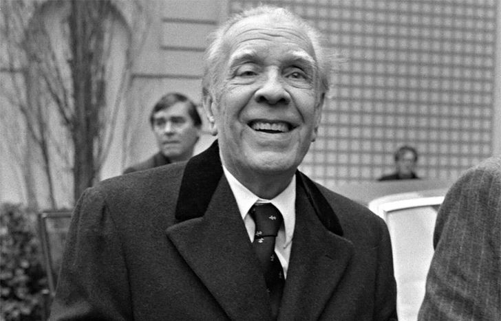 Jorge Luis Borges visitó la Municipalidad de Lomas de Zamora.