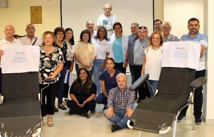 Los rotarios unidos por la labor solidaria.