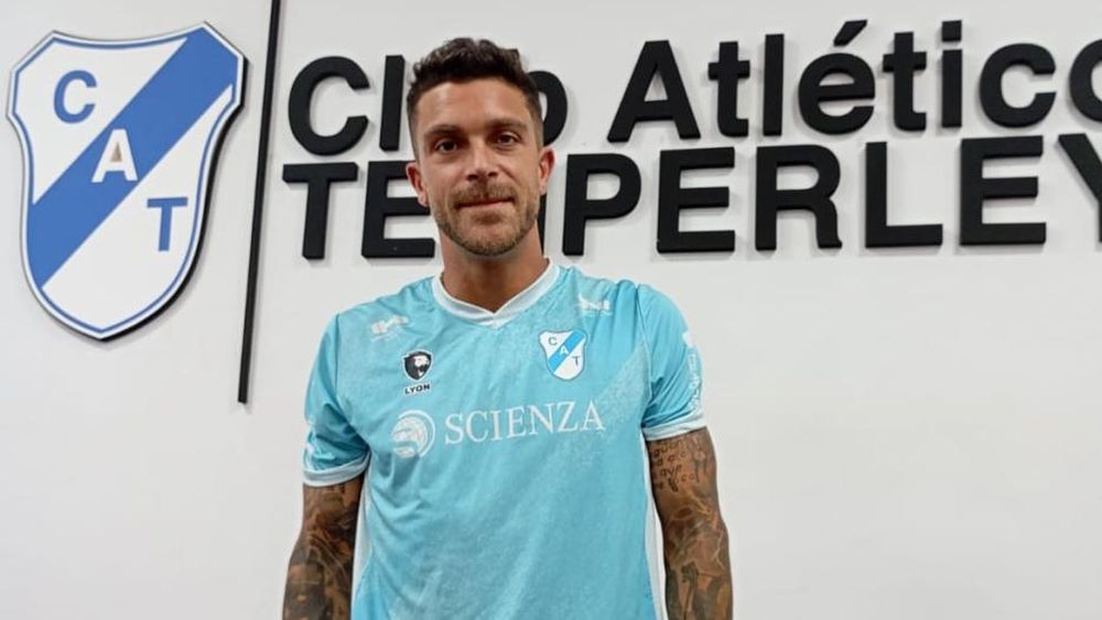 Adrián Arregui continuará un año más en Temperley. Adrián Arregui continuará un año más en Temperley.