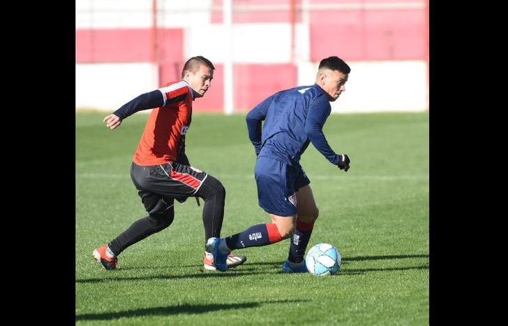 Kopriva sigue en la búsqueda del equipo para el debut en la Primera B.