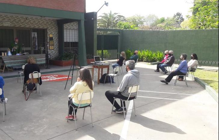 Con barbijos y distanciamiento, así se vivió la misa.