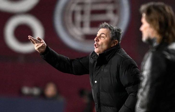 Frank Darío Kudelka se fue insultado tras la derrota de Lanús ante San Lorenzo.
