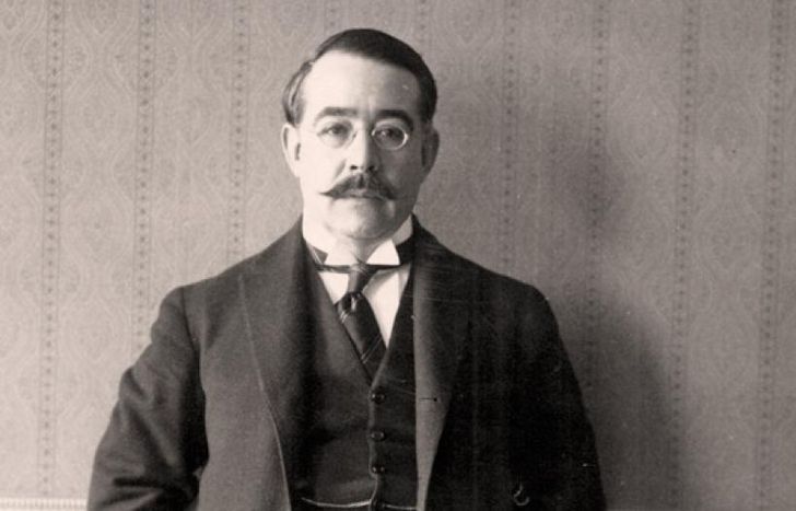 Lugones, escritor argentino.