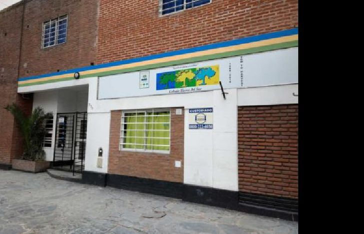 Al colegio concurren 300 alumnos.