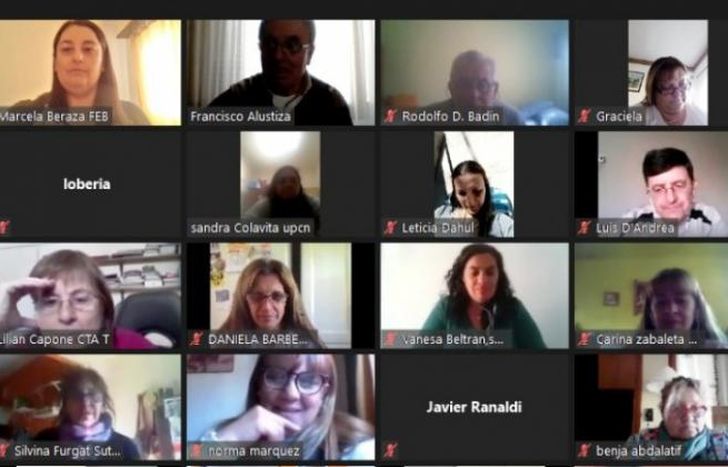 Durante las reuniones de la FEB.