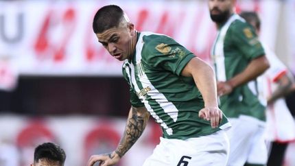 El futuro de Aarón Quirós estaría lejos de Banfield.