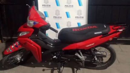 La moto robada en Lomas de Zamora. La moto robada en Lomas de Zamora.