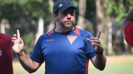 Caglieri, DT de la Reserva.