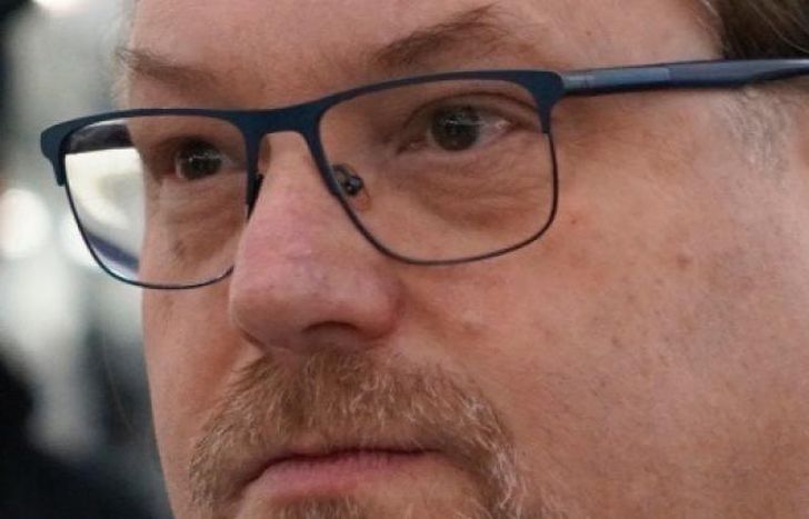 Fernando no se olvidó de Villa Galicia y donó sus creaciones.