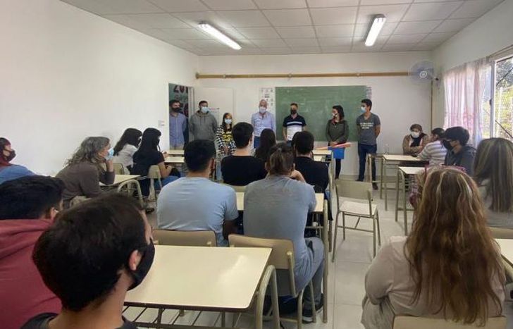 Los interesados deben comunicarse por whatsApp.