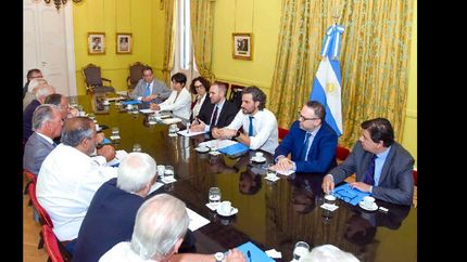 realizaron la primera reunion del consejo economico y social