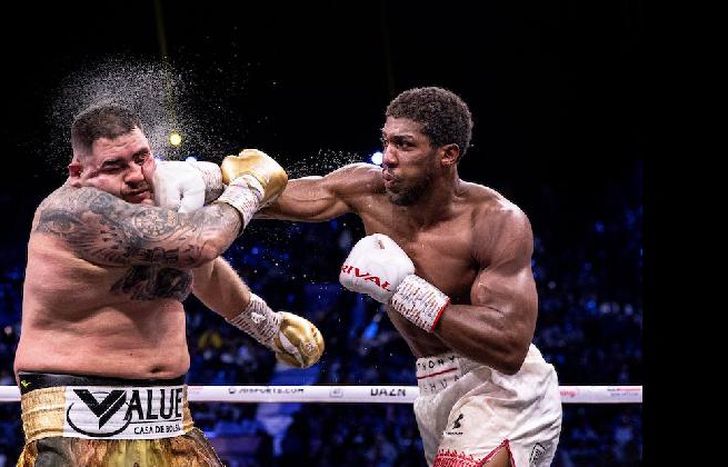 Joshua tenía previsto defender sus títulos en junio. Hoy está en duda esa pelea.