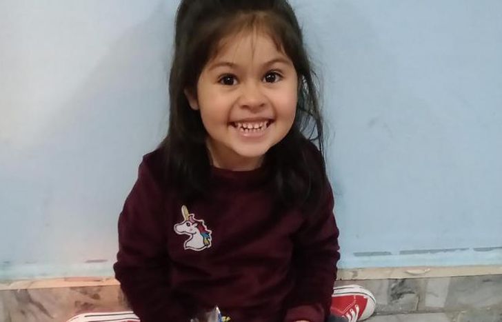 Sofi debe retomar sus terapias para mejorar el desarrollo.