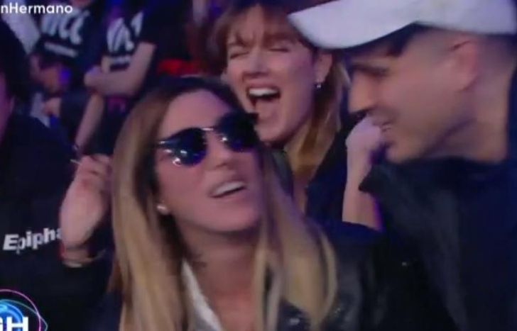 Cata y Mauro, a los besos.