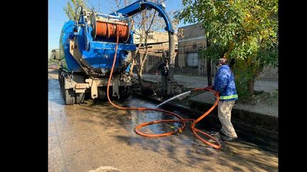 Lomas: limpiaron más de 200 bocas de tormenta para prevenir inundaciones