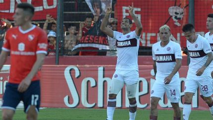 Lanús quiere volver a pisar fuerte en Rosario por Copa Argentina.