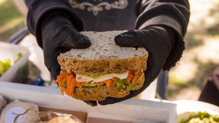 preparan una nueva feria de alimentacion saludable en banfield