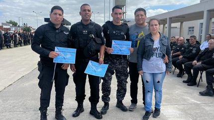 Los tres agentes fueron destacados por su heroica tarea.