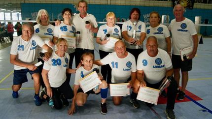 vecinos de lomas encontraron su pasion en el newcom y no paran de crecer