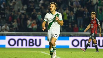 Juan Bisanz anotó el gol de la victoria.