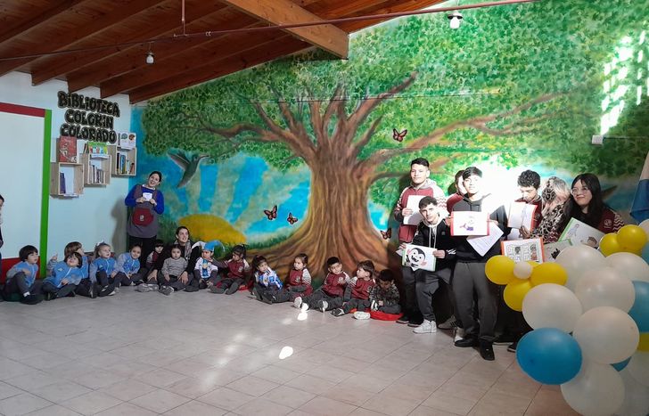 Los alumnos más grandes de Llavallol prepararon un cuento para los chicos del jardín sobre la importancia de donar sangre.