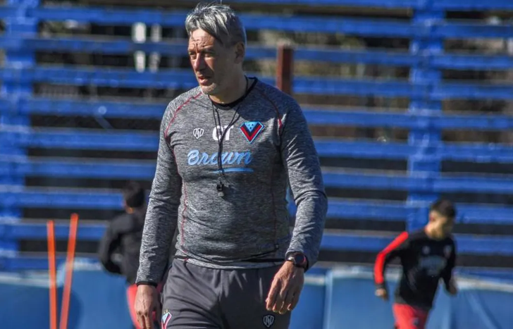 Jorge Vivaldo analizó el duro presente de Brown de Adrogué.