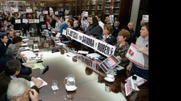 Docentes rechazan la propuesta salarial y paran por 72 horas