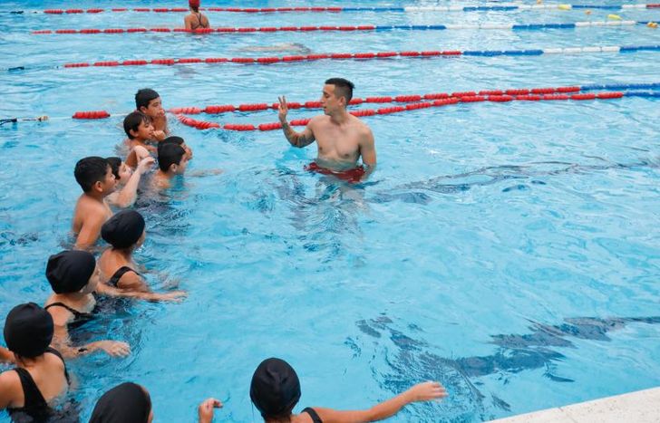 Las clases se dictan en el Parque de Lomas y en el natatorio Guyo Sember.