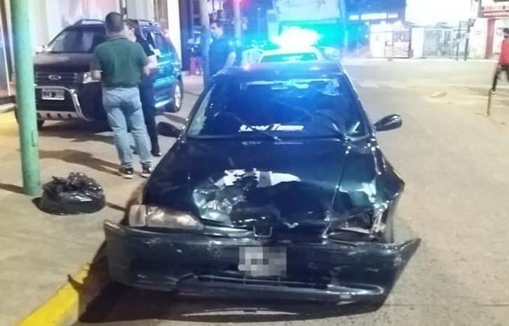 Así quedó uno de los autos involucrados en el triple choque en Lomas.