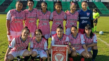 Las chicas cumplieron un sueño en Mataderos. Las chicas cumplieron un sueño en Mataderos.