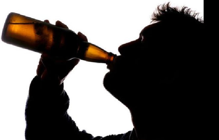 piden que no se consuma alcohol porque es contraproducente con el virus.