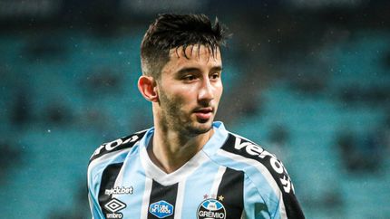 Mathias Villasanti puede convertirse en el primer futbolista con pasado en Temperley en jugar un Mundial. Mathias Villasanti puede convertirse en el primer futbolista con pasado en Temperley en jugar un Mundial.